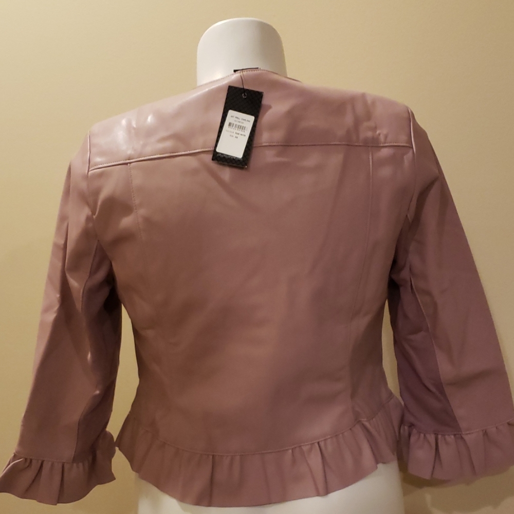 Jacket - Picture 7 of 7